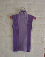 Load image into Gallery viewer, Play-by-play Turtleneck